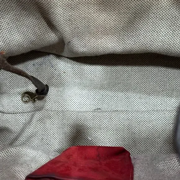 Vintage Dooney & Bourke Red & Black Pebbled Leather Drawstring Shoulder Bag - Picture 6 of 7